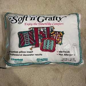 Jo-Ann Fabrics Premium Pillow Insert 12 x 16 Inch Insert